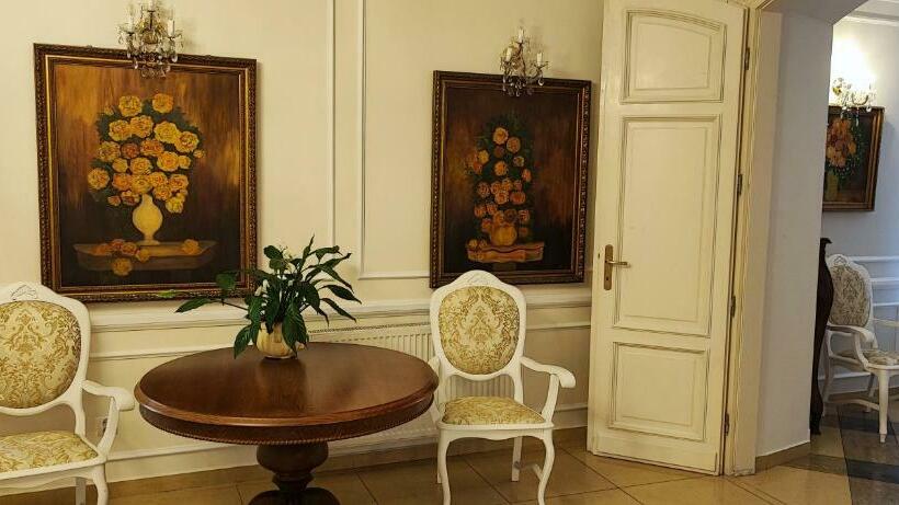 فندق Dworek Wola Ociecka