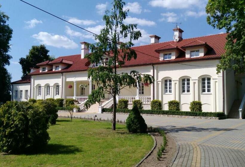 فندق Dworek Wola Ociecka