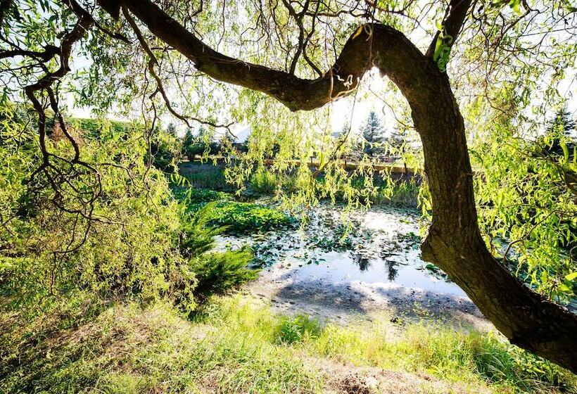 فندق Dworek Wola Ociecka