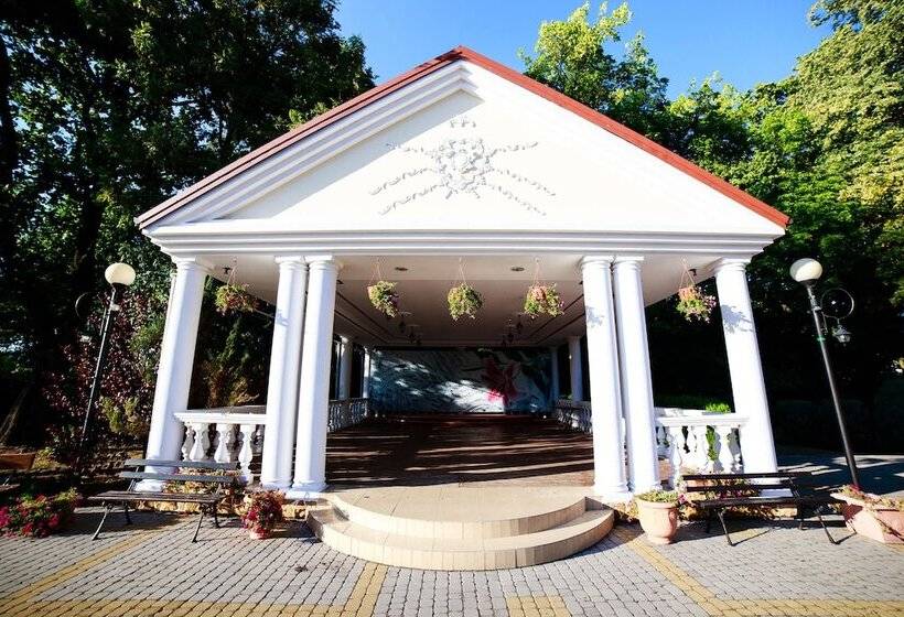 فندق Dworek Wola Ociecka