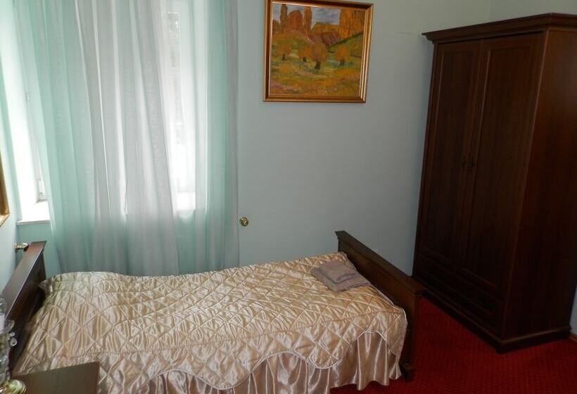 فندق Dworek Wola Ociecka