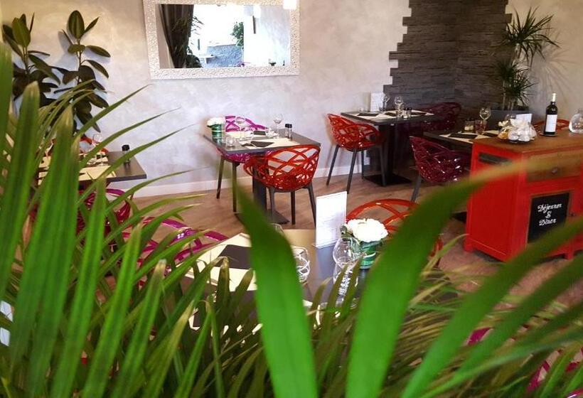 ホテル Hôtel Bien être La Palmeraie