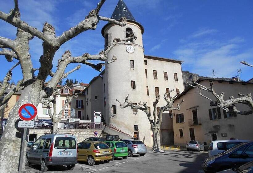 酒店 Le Moderne Veynes   Location D Appartements à La Nuitée