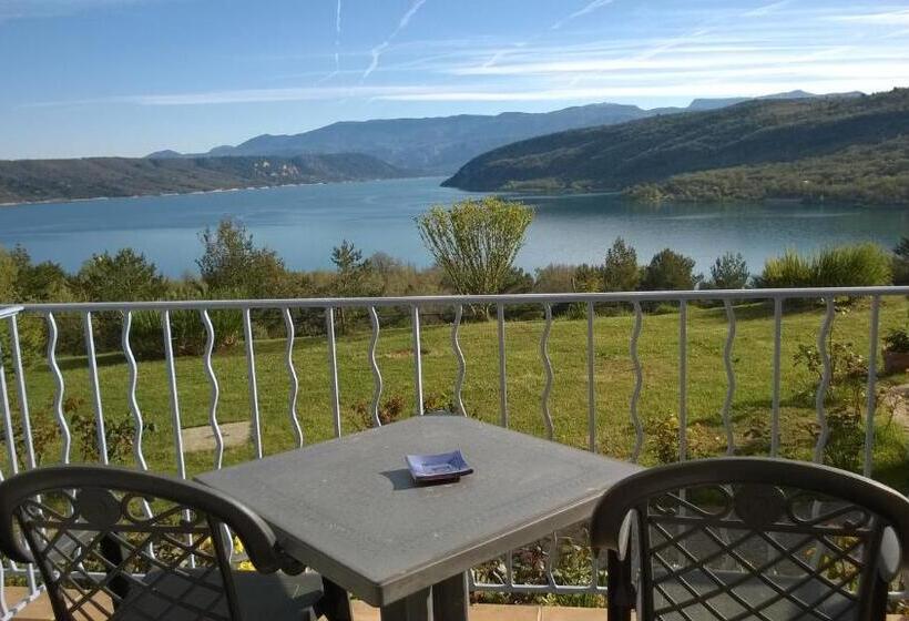 فندق Les Cavalets