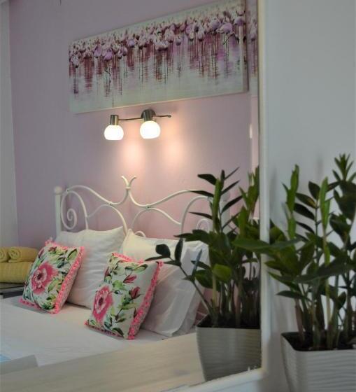 בית מלון כפרי Kastro