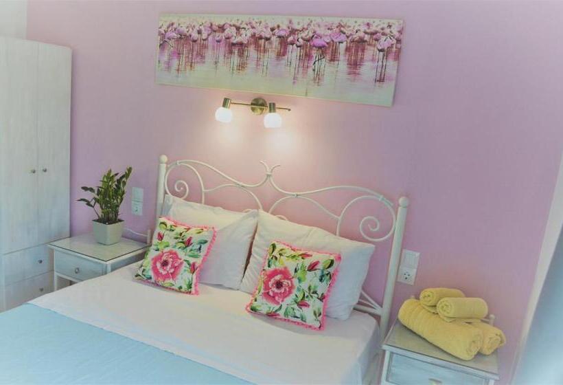 בית מלון כפרי Kastro