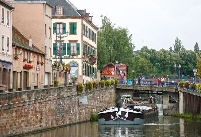 Отель Hausboote In Niderviller