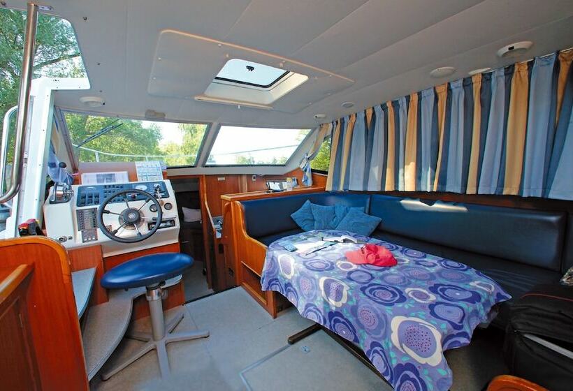 Отель Hausboote In Niderviller