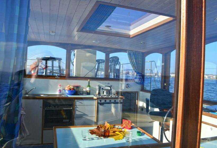 Отель Hausboote In Niderviller