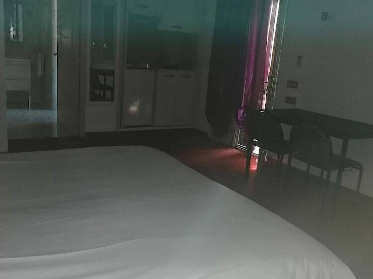 فندق L Hôtel Du Bastier