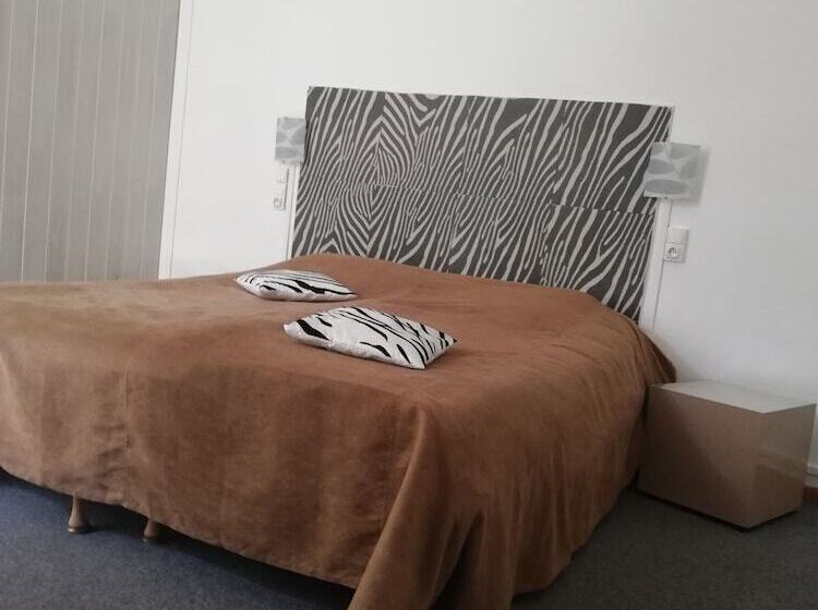 فندق L Hôtel Du Bastier