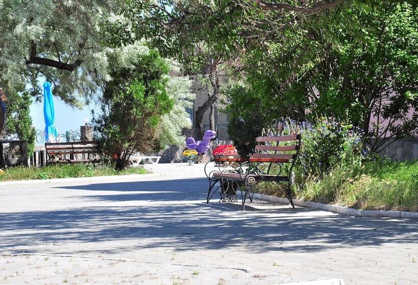 בית מלון כפרי Lazurnaya 2