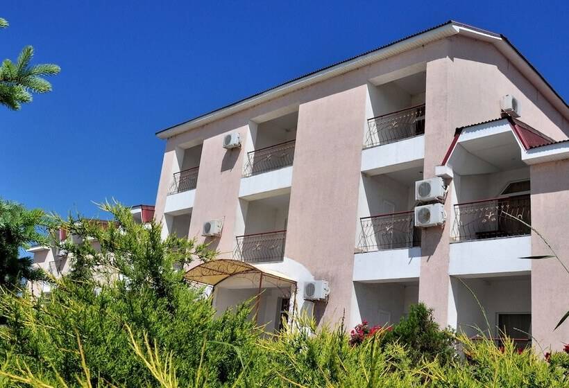 בית מלון כפרי Lazurnaya 2