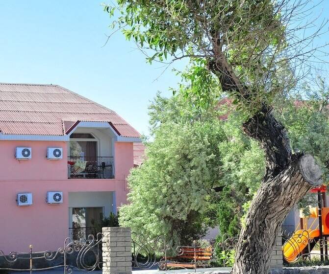 בית מלון כפרי Lazurnaya 2