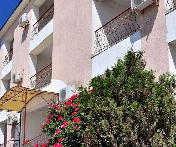 בית מלון כפרי Lazurnaya 2