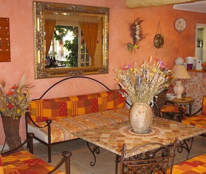 בית מלון כפרי Les Cavalets