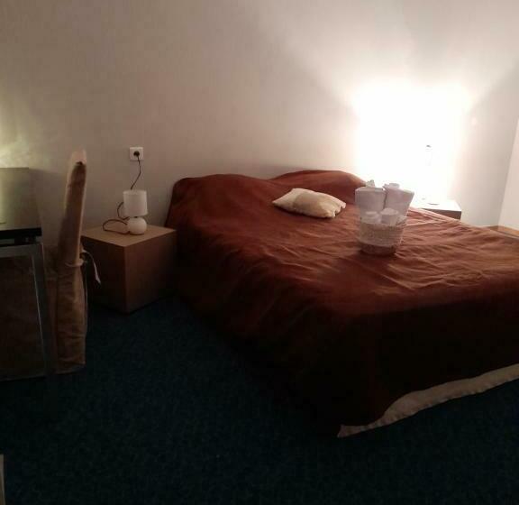 فندق L Hôtel Du Bastier