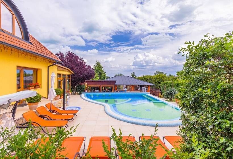 فندق Mayer Alsoors