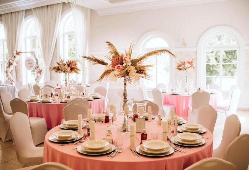 هتل Nadodrzański Dwór   Nowa Sól