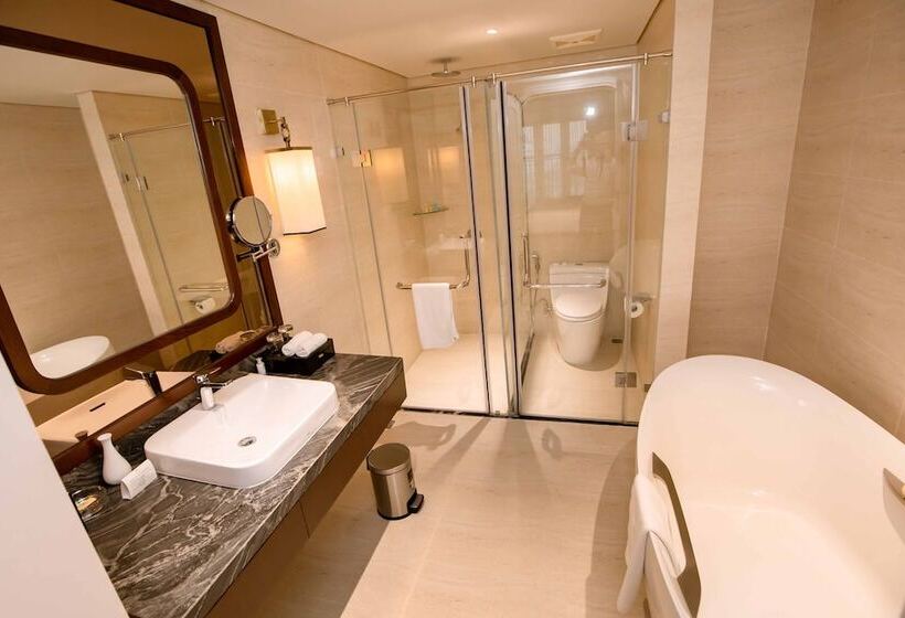 هتل Nam Cuong Nam Dinh