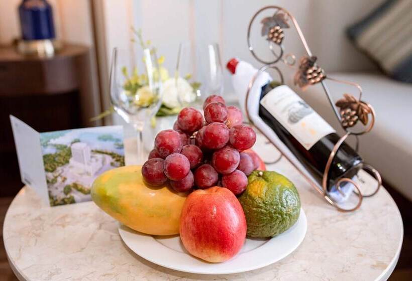 هتل Nam Cuong Nam Dinh