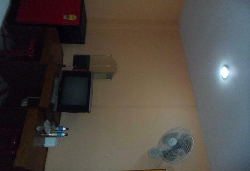 Hotel Nam Pueng Place 1