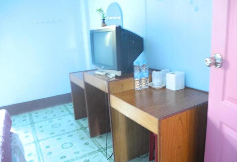 Hotel Nam Pueng Place 1