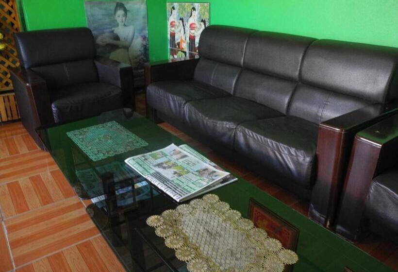 Hotel Nam Pueng Place 1