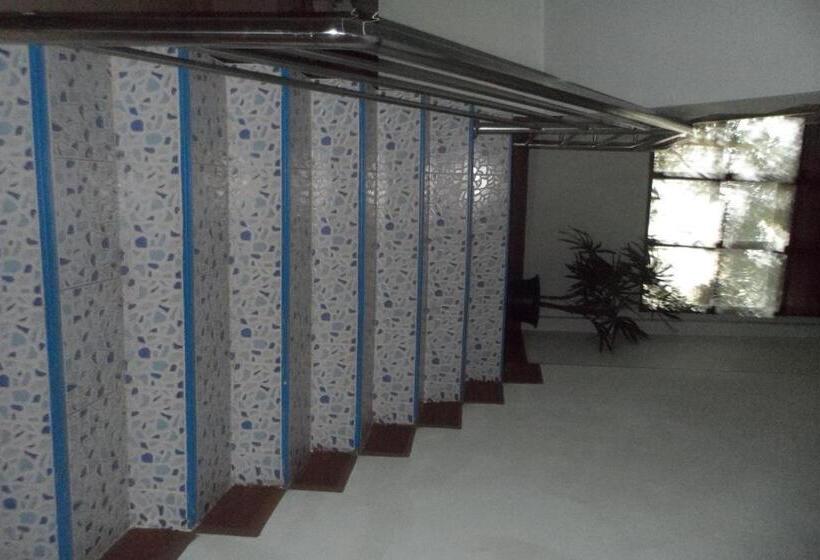 Hotel Nam Pueng Place 1