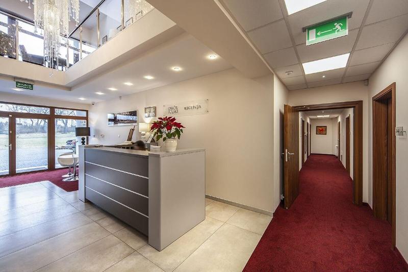 בית מלון כפרי Rezydencja Dwor Polski