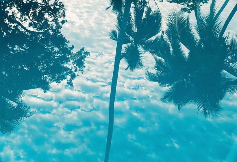 هتل The Moso Vanuatu