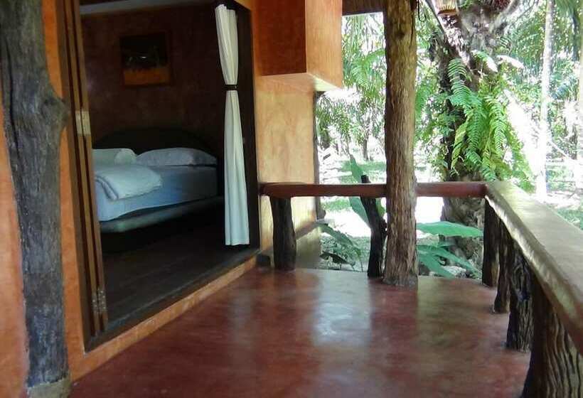 בית מלון כפרי Tuaprodhome