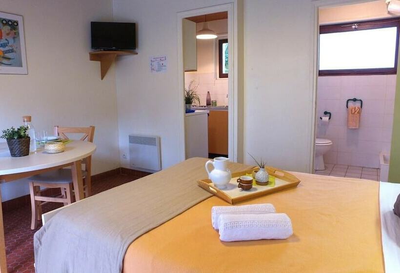 בית מלון כפרי Vvf Haute Dordogne, Neuvic Plage