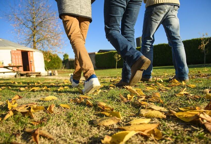 ホテル Le Village Des Templiers