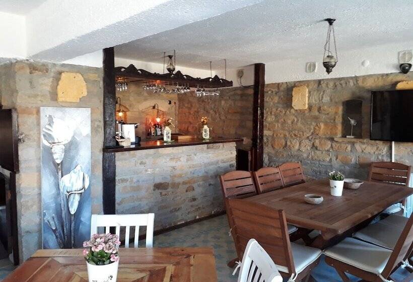 בית מלון כפרי Zeydali