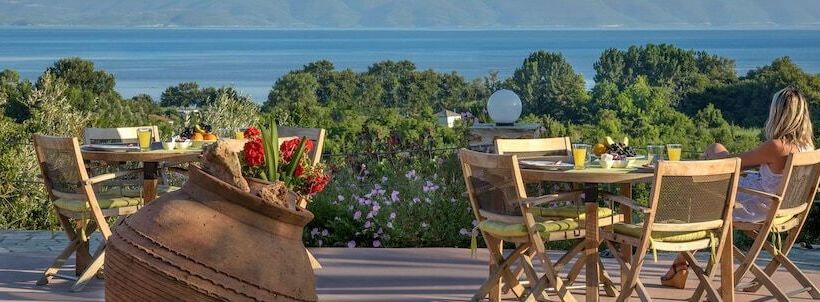 Iakovakis Suites & Spa