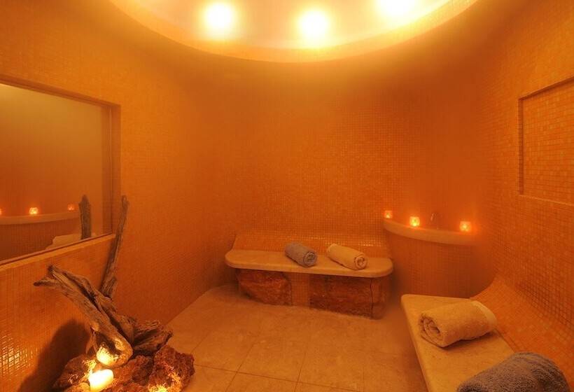 Iakovakis Suites & Spa