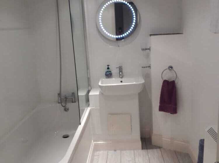 Moaps Farm B&b Support Farming, Welcome, Check In From 5 Pm