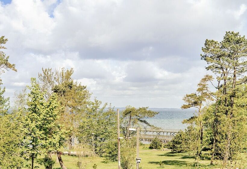 Mötesplats Borstahusen