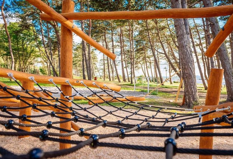 Mötesplats Borstahusen