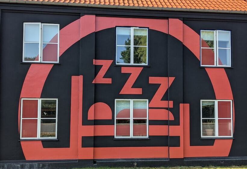 Nexø Modern Hostel. Private Rooms