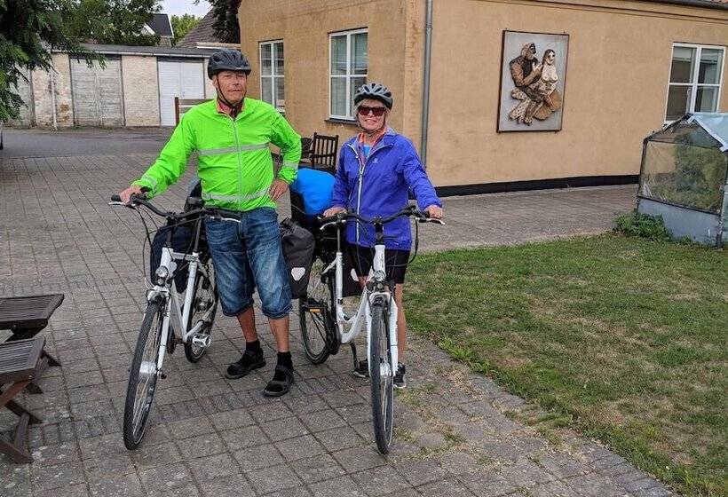 Nexø Modern Hostel. Private Rooms