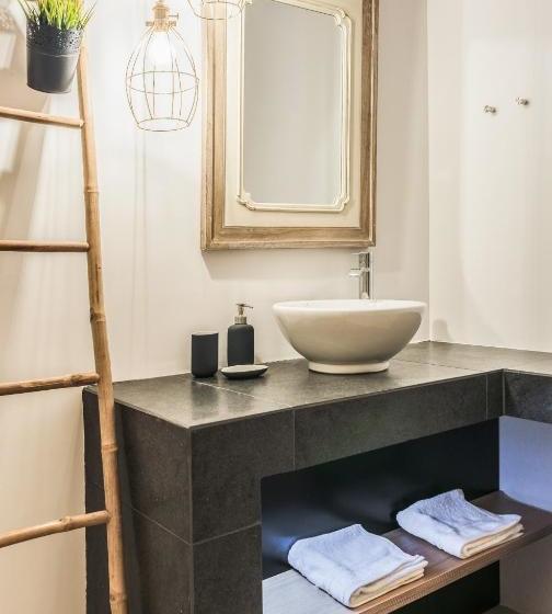 Oleander Boutique Apartments