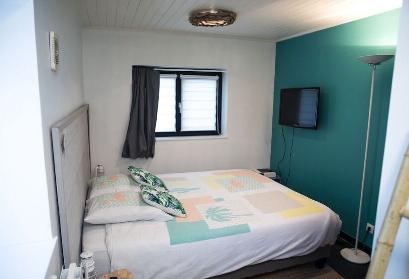 פנסיון A La Ferme City Break & Spa