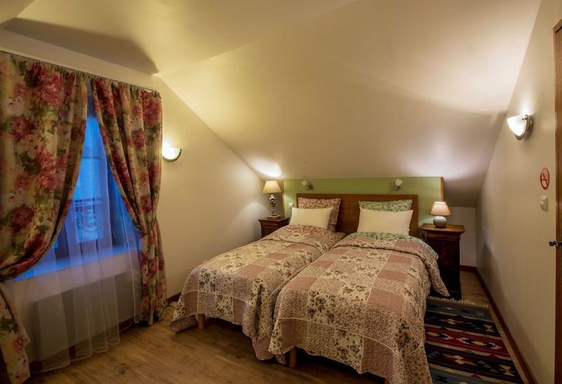 Пансион Aupres Du Chateau