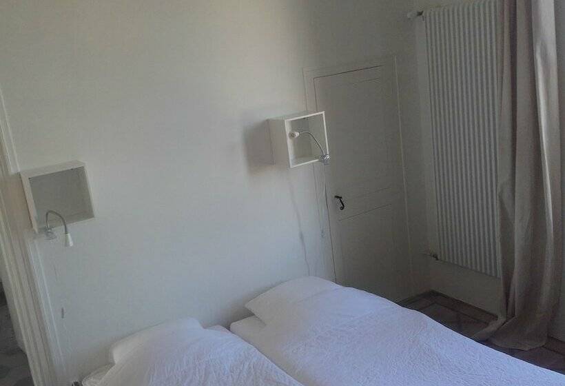 Пансион Aux Bords De L'aude