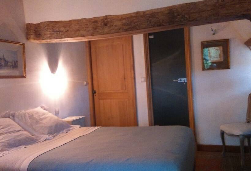 بنسيون Château De La Sémondière