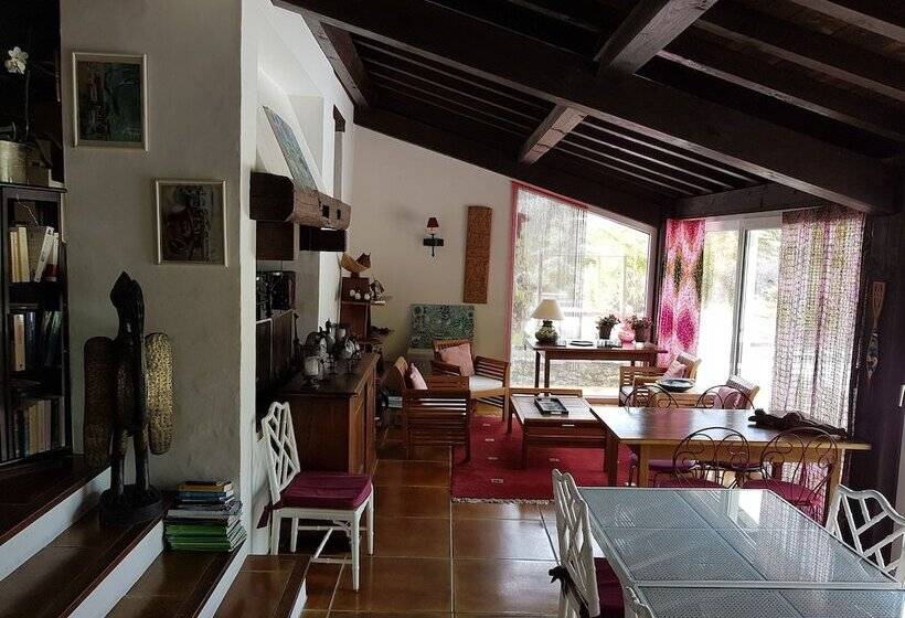 פנסיון Domaine De Millox