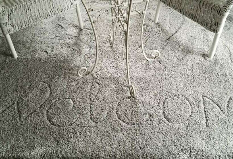 膳宿费 Domaine De Palats