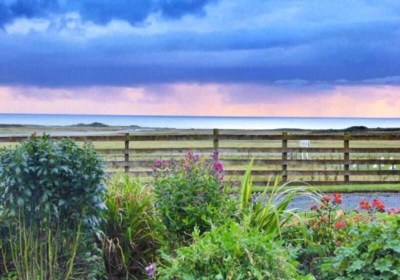 بنسيون Glenegedale House